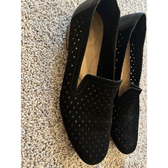 Clarks Collection Perforated Suede Loafers Juliet Hayes Women's Black 7.5M - Picture 5 of 11